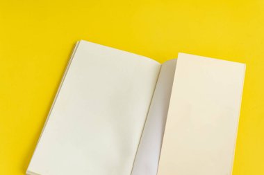 Arkaplanda kitap - kapatma ayrıntısı