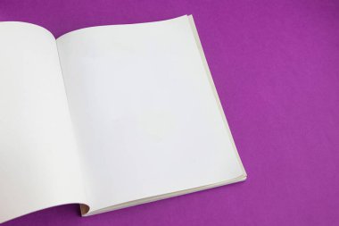 Arkaplanda kitap - kapatma ayrıntısı