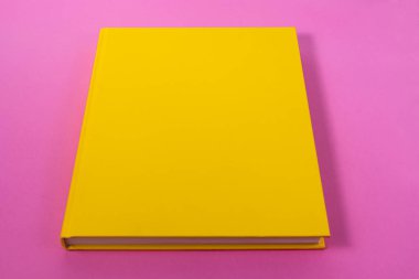 Arkaplanda kitap - kapatma ayrıntısı