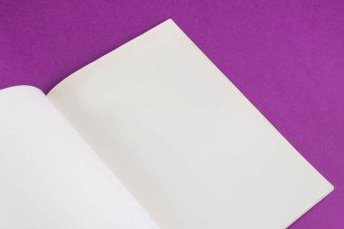 Arkaplanda kitap - kapatma ayrıntısı