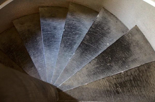 Döner merdiven taş — Stok fotoğraf