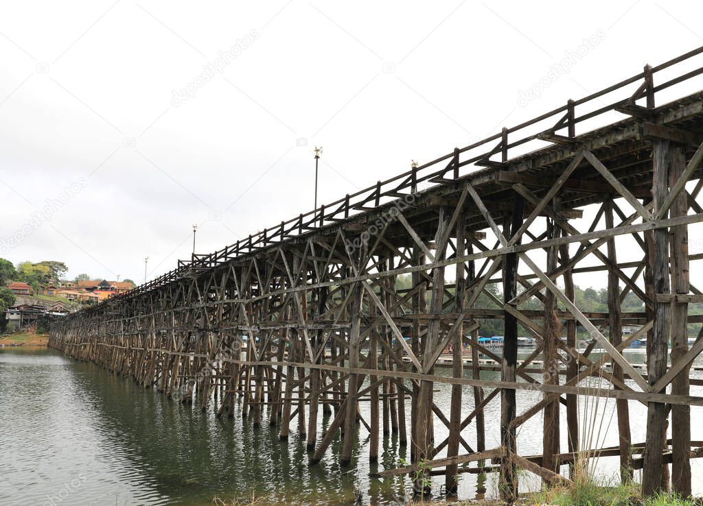 Mon Bridge crossing Songkalia River, the Thailand's longest wooden bridge, Sangkhla Buri District in Kanchanaburi, Thailand