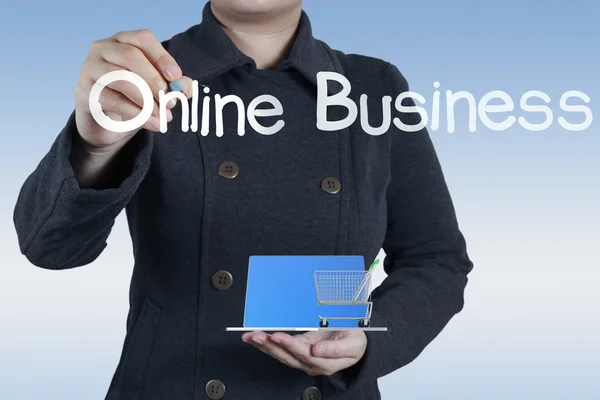 Geschäftsfrau und Online-Geschäft — Stockfoto