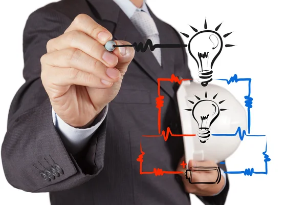 Ingenieurhand zeichnet elektrisches Diagramm — Stockfoto