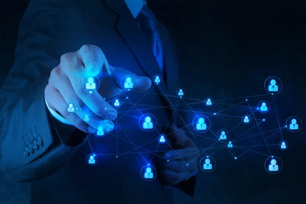 Új modern számítógéppel dolgozó üzletember mutatják, szociális hálózat — Stock Fotó