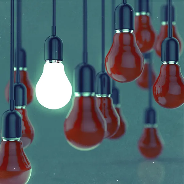 Creative idea and leadership concept light bulb — Stock Photo, Image