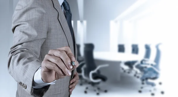 Hombre de negocios mano trabajando con la nueva computadora moderna y negocios s — Foto de Stock