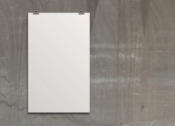 Пустая бумажная карточка 3d на стене композиции — стоковое фото