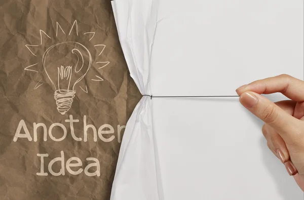 Outra ideia lâmpada com fundo envelope reciclar — Fotografia de Stock