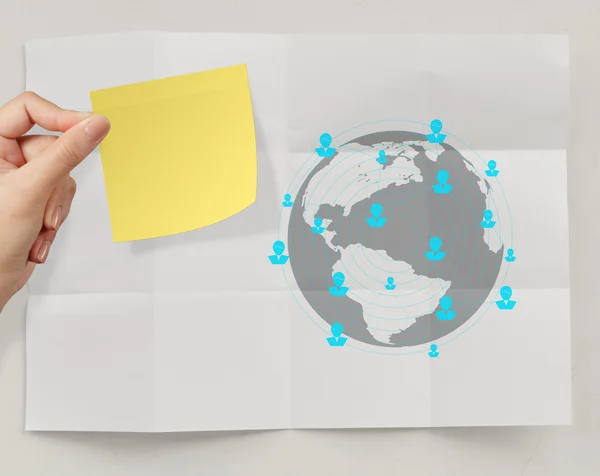 Buruşuk kağıt arka plan olarak yapışkan not sosyal ağ simgesini — Stok fotoğraf