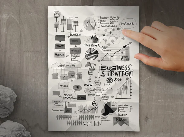 Estratégia empresarial desenhada à mão sobre papel de fundo amassado — Fotografia de Stock