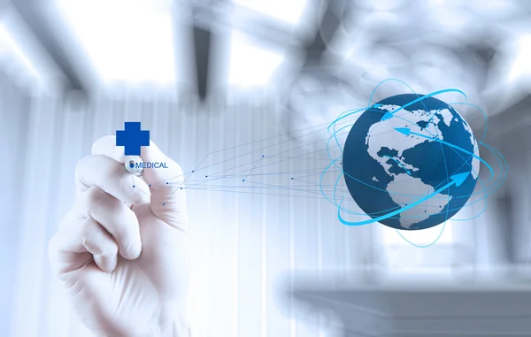 Medical Doctor hand  drawing the world globe in his hands as med — Stock Photo, Image