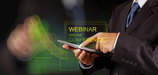 Webinaire pour homme d'affaires conférence en ligne en tant que concept — Photo