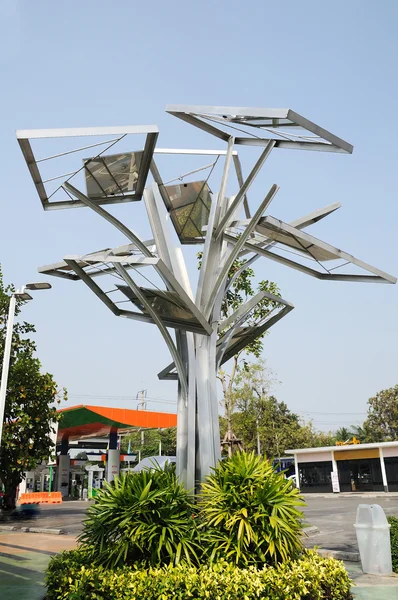 太阳能电池树 — 图库照片