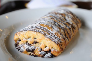 Çikolatalı kruvasan