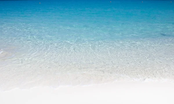 Soft Wave Turquoise Water White Sand Beach — Stock fotografie