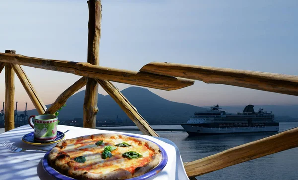 Pizzeria Con Vista Sul Porto Vulcano Vesuvio — Foto Stock