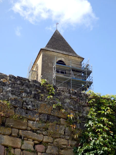 中世教会の塔の改修 — ストック写真