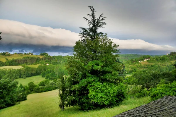 Nuage Tempête Dramatique Qui Traverse Campagne Dordogne Tôt Matin — Photo