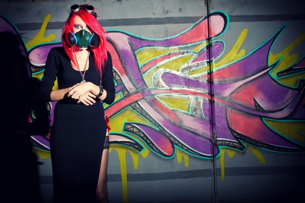 Kızıl saçlı cyber goth kız — Stok fotoğraf