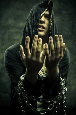 Zincirler tarafından kapsanan cultist