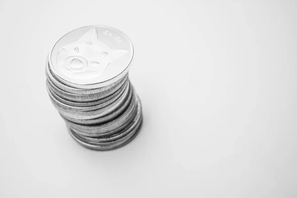 Closeup Shot Stack Shiba Coins White Background — Stock Photo, Image