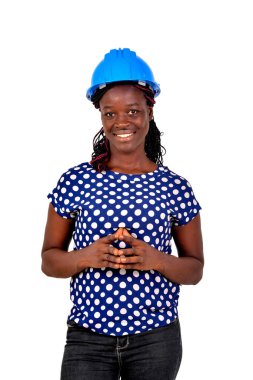 Gülümserken ayakta duran güzel bir kadın inşaat mühendisinin portresi..