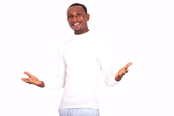 Щасливий Дорослий Бізнесмен Розтягуючи Руки Посміхаючись Камеру — стокове фото