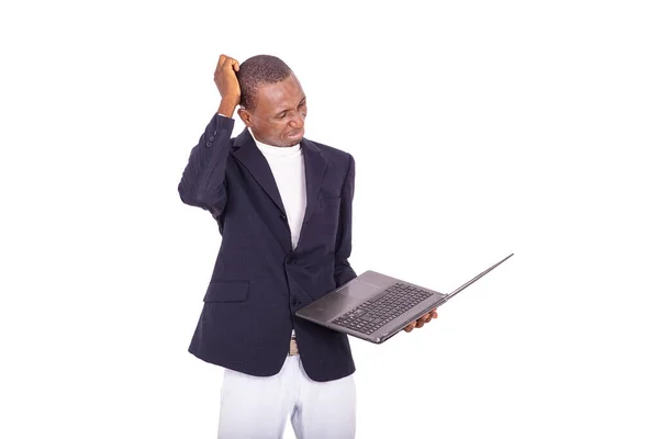 Hombre Negocios Adulto Pensando Con Mano Cabeza Usando Ordenador Portátil —  Fotos de Stock