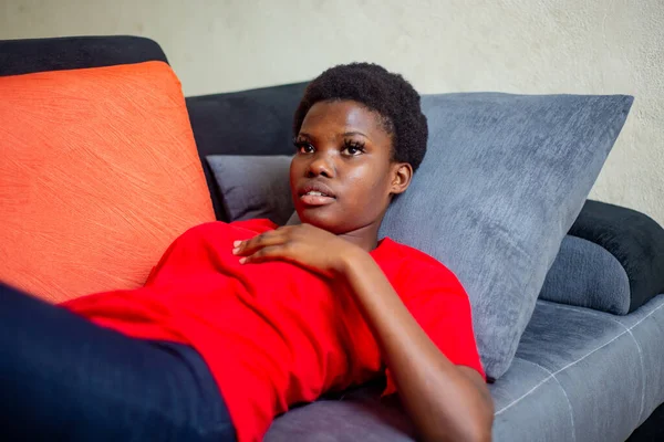 Beautiful Young Girl Lying Sofa Home Thinking — Stock Photo, Image