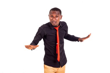 Yakışıklı, şaşırmış genç bir işadamının portresi..