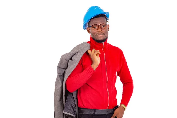 Genç Işadamı Inşaat Mühendisi Mavi Bir Şapka Takıyor Omuzunda Bir — Stok fotoğraf