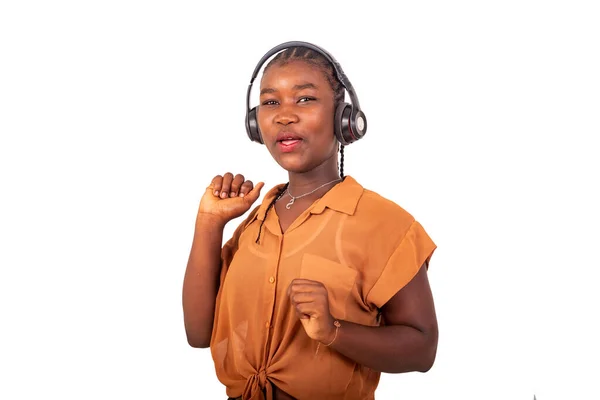 Young Girl Listening Music Headphones While Smiling — Fotografia de Stock