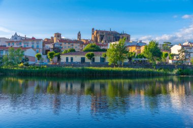 İspanyol şehri Plasencia 'nın manzarası