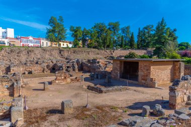 İspanyol kenti Merida 'da Roma harabeleri