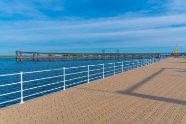 İspanyol kenti Huelva 'da Muelle de Riotinto çelik inşaatı