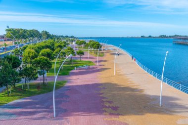 İspanyol kenti Huelva 'da Paseo de la Rio