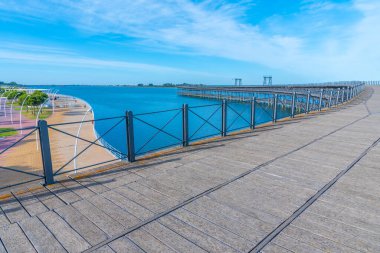 İspanyol kenti Huelva 'da Muelle de Riotinto çelik inşaatı