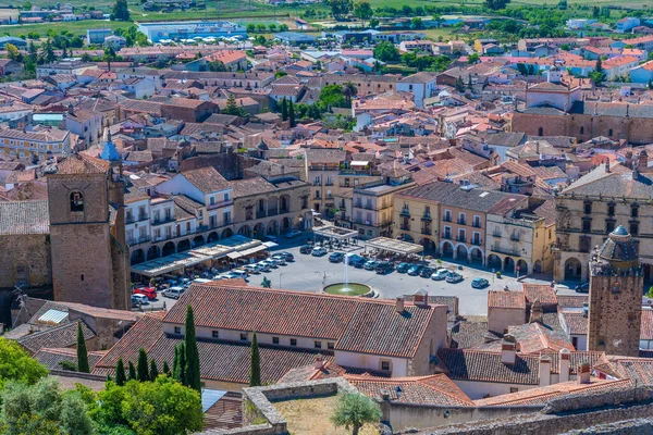 İspanyol kasabası Trujillo 'daki Plaza Mayor' un hava manzarası