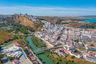 Arcos de la Frontera, İspanya 'nın ünlü pueblos blancos' larından biri.