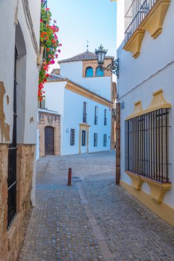Eski İspanyol şehri Ronda 'daki White Caddesi.