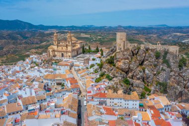 İspanyol kasabası Olvera 'nın hava manzarası