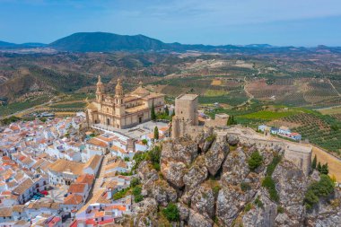İspanyol kasabası Olvera 'nın hava manzarası