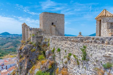 İspanya 'nın Olvera kentindeki şato manzarası