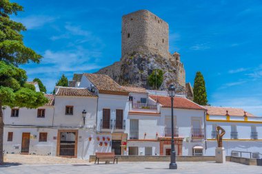 İspanya 'nın Olvera kentindeki şato manzarası