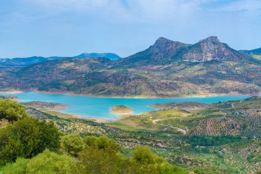 İspanya 'daki Zahara rezervuarının hava görüntüsü
