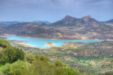 İspanya 'daki Zahara rezervuarının hava görüntüsü