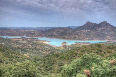 İspanya 'daki Zahara rezervuarının hava görüntüsü