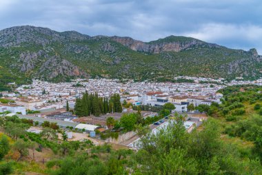 İspanyol kasabası Ubrique 'in havadan görünüşü