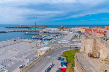 Tarifa, İspanya 'daki limanın havadan görüntüsü